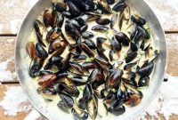 Coconut Curry Mussels Recipe — Quick Thai-Style Steamed Mussels