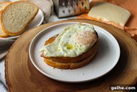 Croque Kyria: French Toasted Sandwich with Ham, Cheese & Herbs