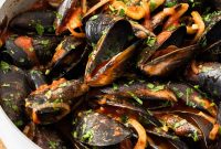 Steamed Mussels in Rich Tomato Sauce (Cozze al Pomodoro)
