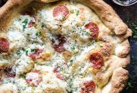 Pepperoni Pizza Pot Pie Recipe: Comforting Pepperoni & Cheese Pie