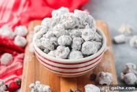 Puppy Chow Popcorn Recipe: Sweet, Crunchy Party Snack