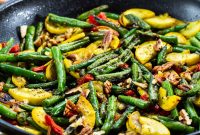 Sautéed Green Beans and Yellow Squash with Garlic and Lemon