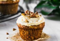 Banana Muffins with Honey Mascarpone Frosting