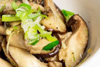 Korean Braised Shiitake Mushrooms (Jangjorim-Style Side Dish)