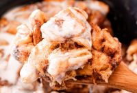 Crock Pot Cinnamon Roll Casserole Recipe for Slow Cooker Breakfast