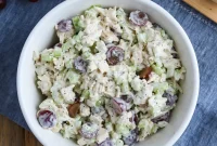 Crunchy Chicken Salad with Grapes and Creamy Yogurt Dressing