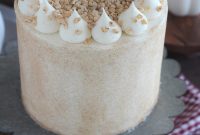 White Chocolate Cinnamon Churro Toffee Cake Recipe