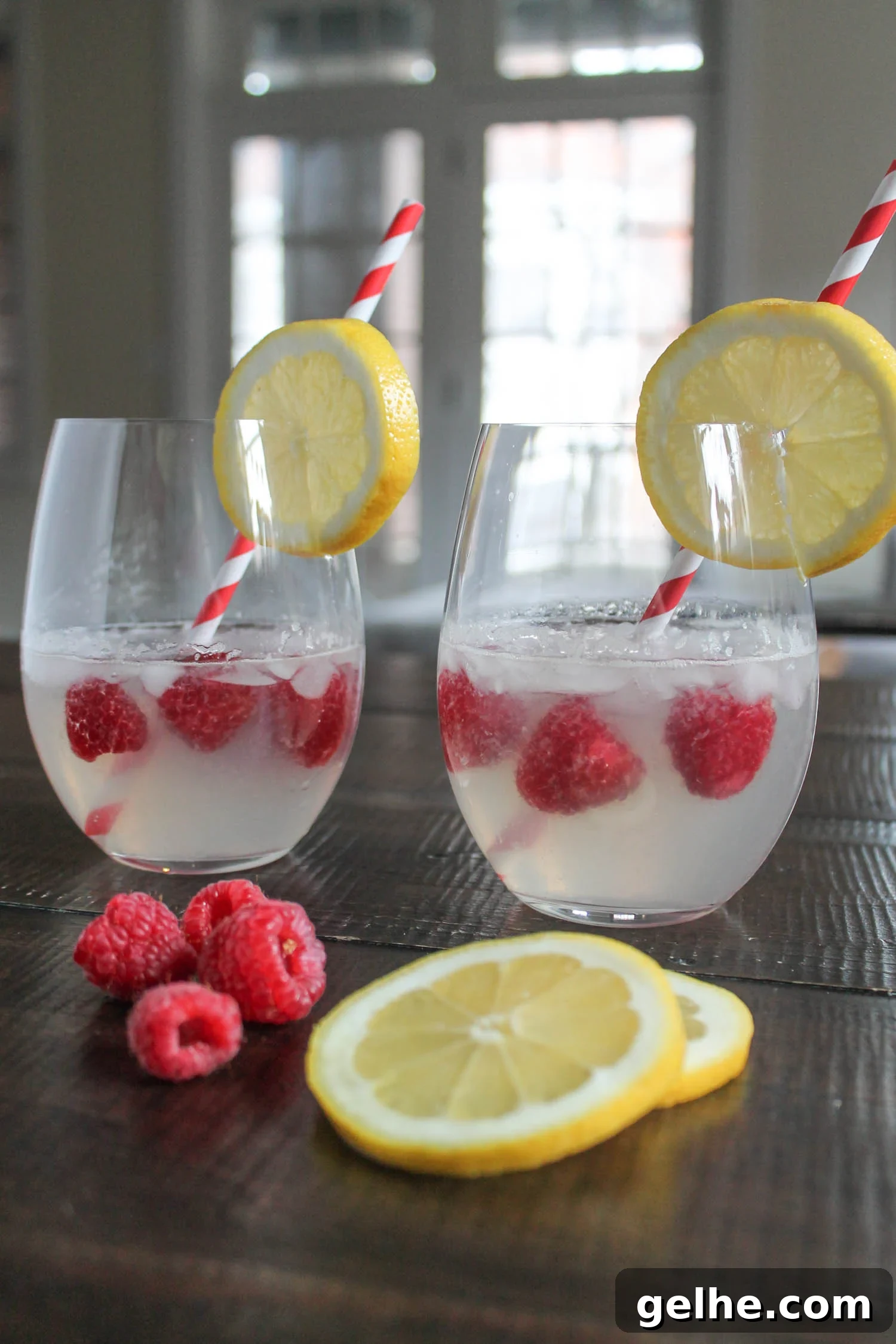 Sparkling Raspberry Lemonade Cocktail Recipe for Summer Sips 6 Raspberry Lemonade Cocktail-5