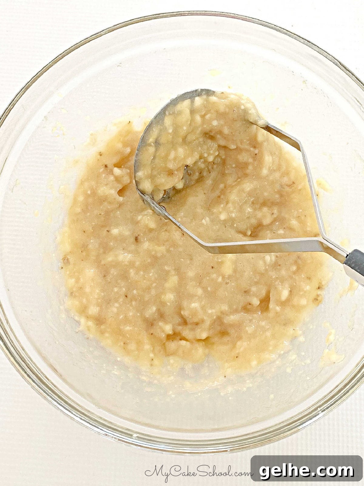 Mashed bananas in a bowl