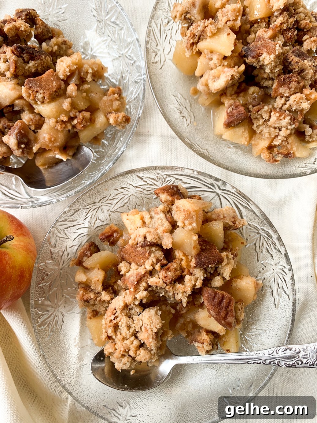 Apple Ginger Crumble with Biscuit Topping 7 Crunchy, toasty, spiced apple crumble with ginger biscuits and walnuts