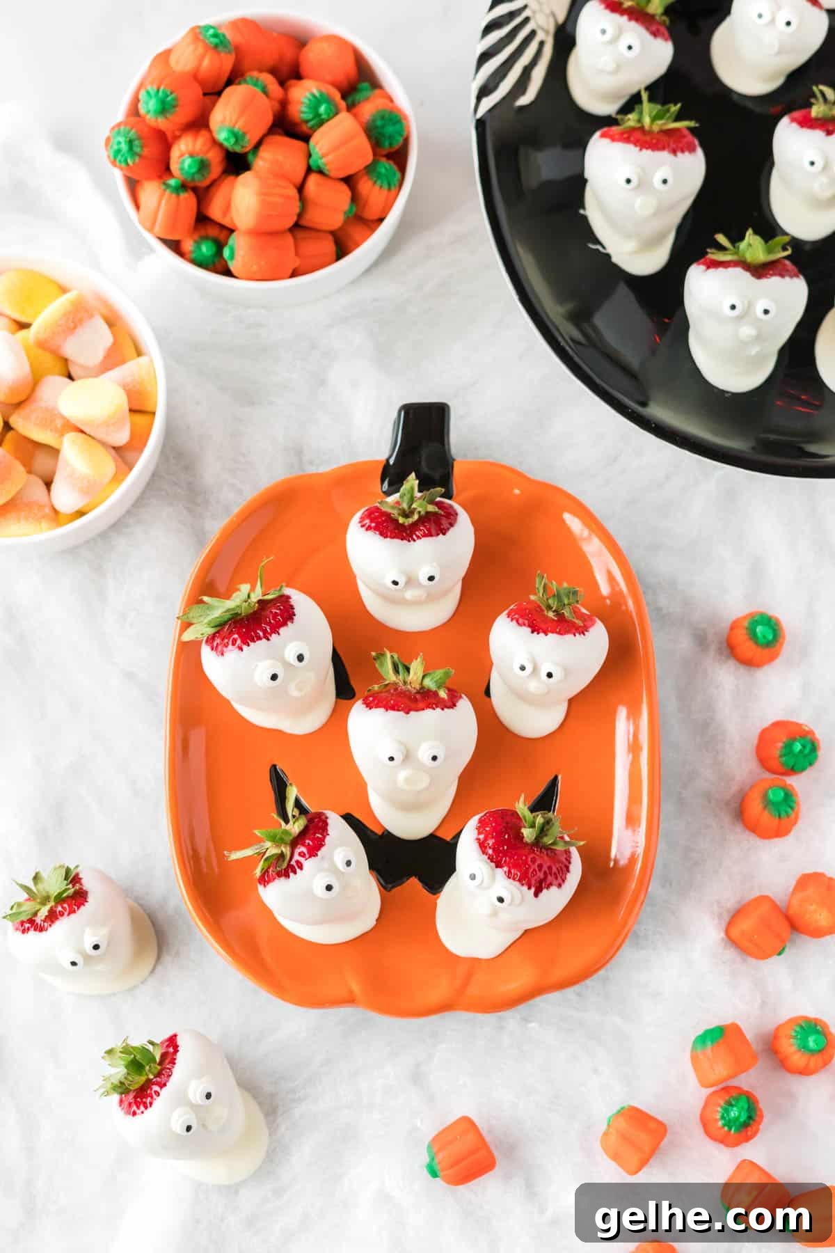 strawberry ghosts on hallloween plates