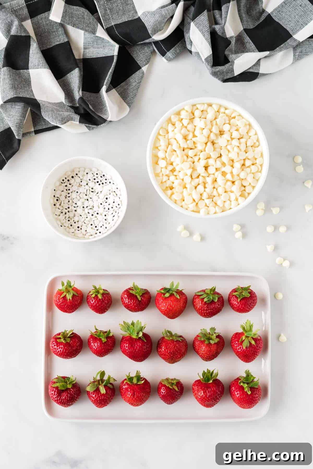 ingredients to make strawberry ghosts