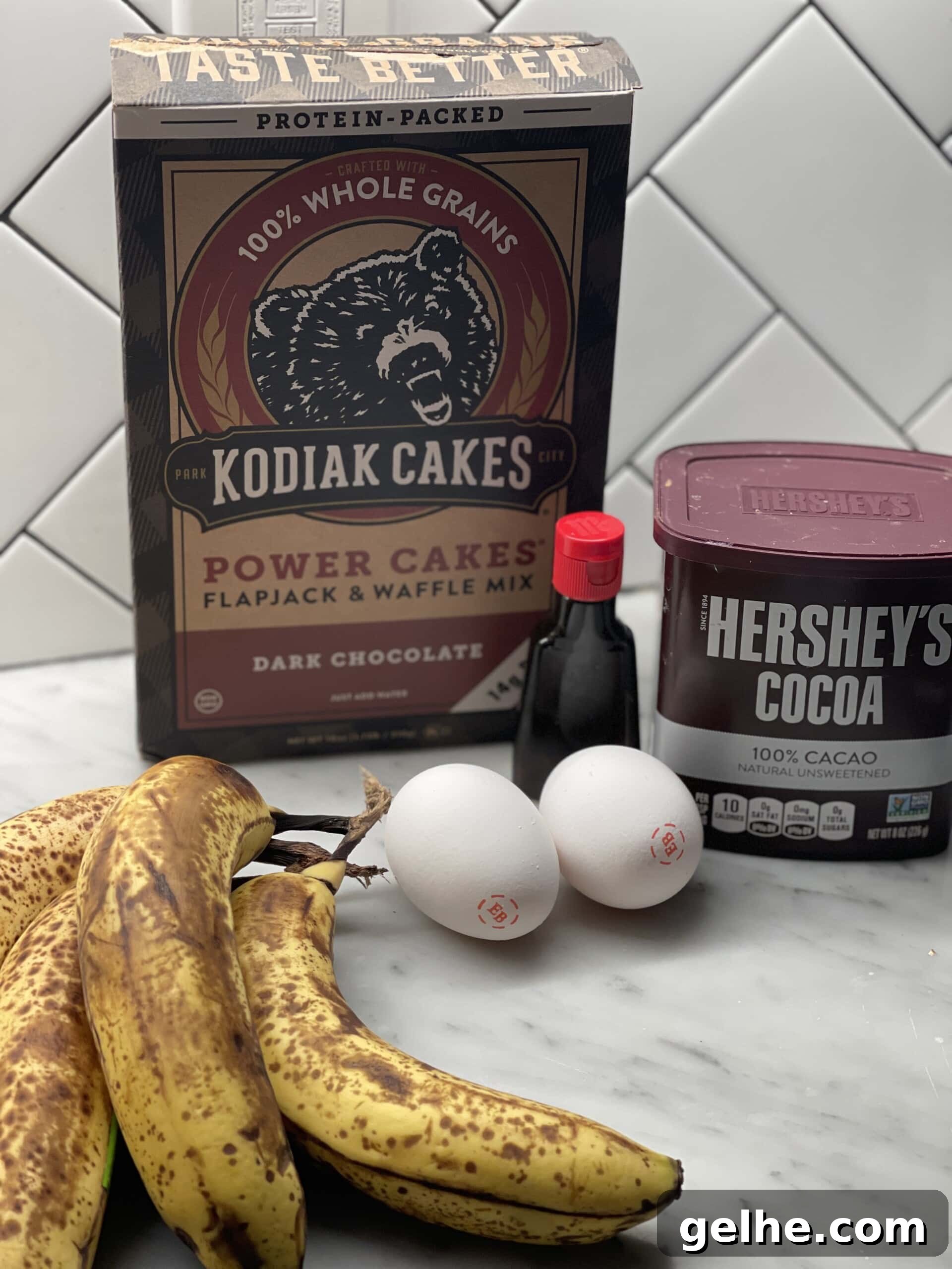 Chocolate Banana Muffins with Cocoa Swirls 3 chocolate banana muffins