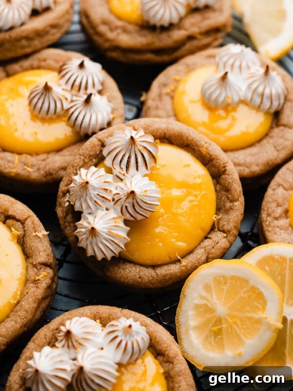 Lemon Meringue Pie Cookies topped with dollops of meringue.
