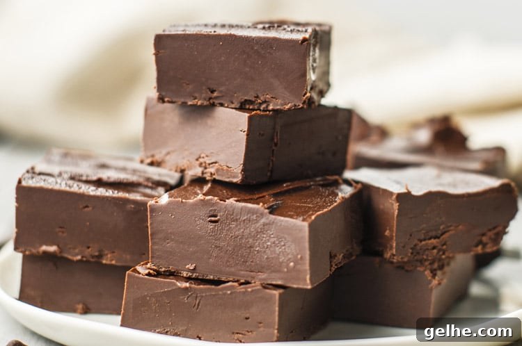 Slow Cooker Fudge