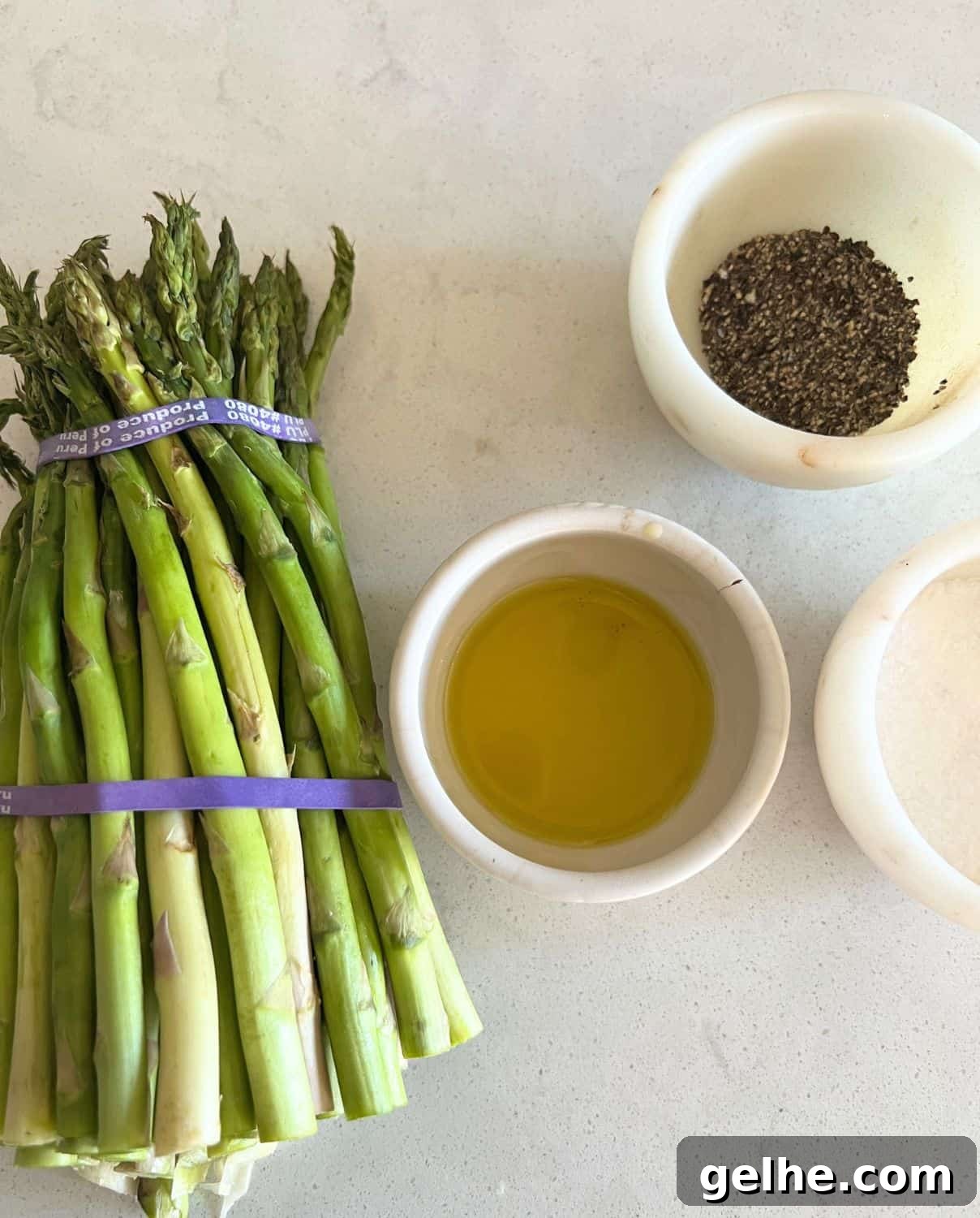 Ingredients needed for air fryer asparagus. 