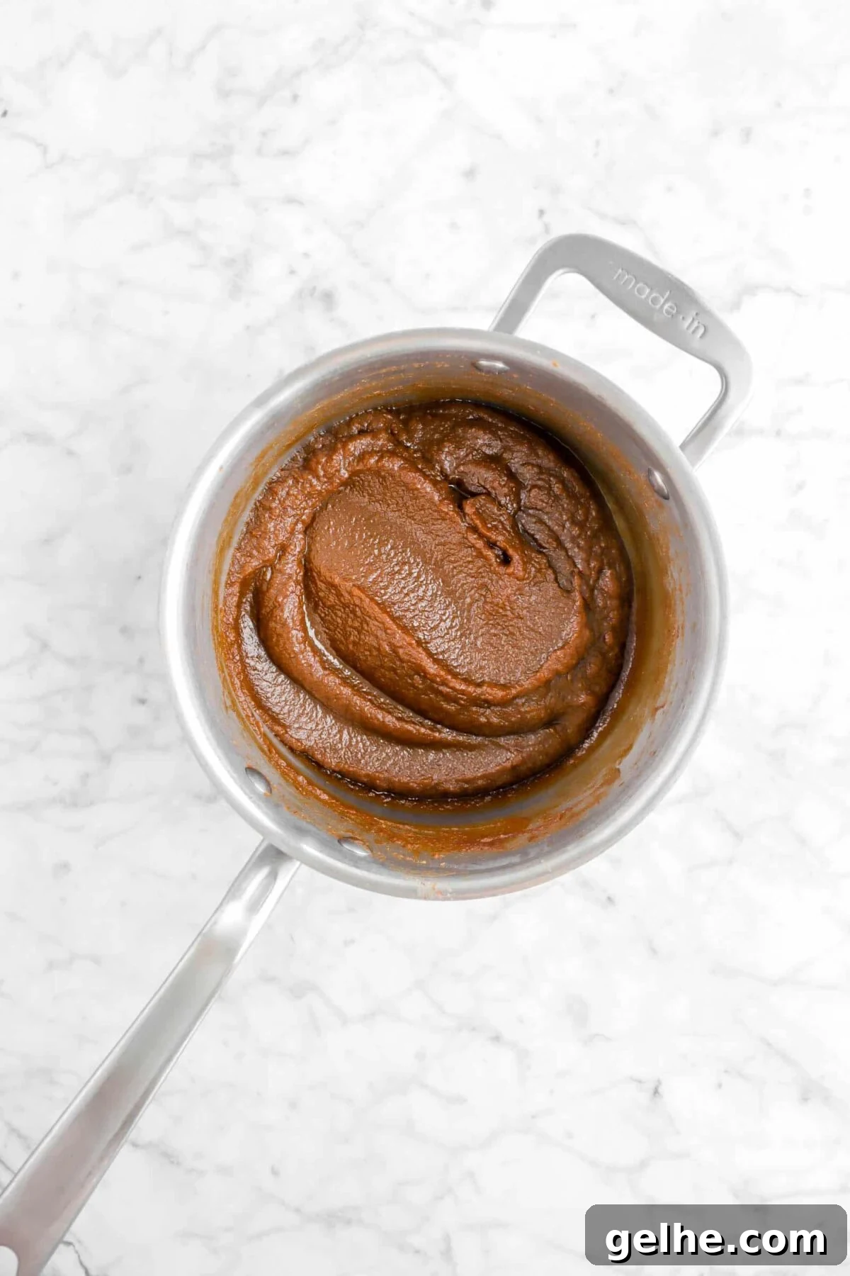 pumpkin butter in a pot