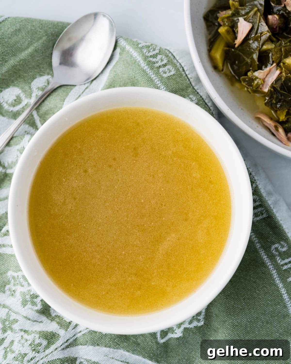 a bowl of potlikker.