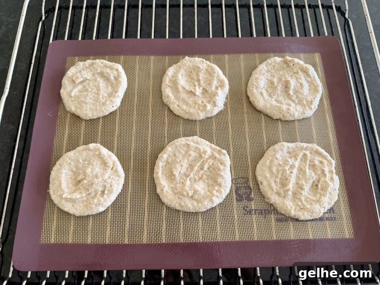 Crispy Keto Hazelnut Biscuits Recipe 3 img 587189 2